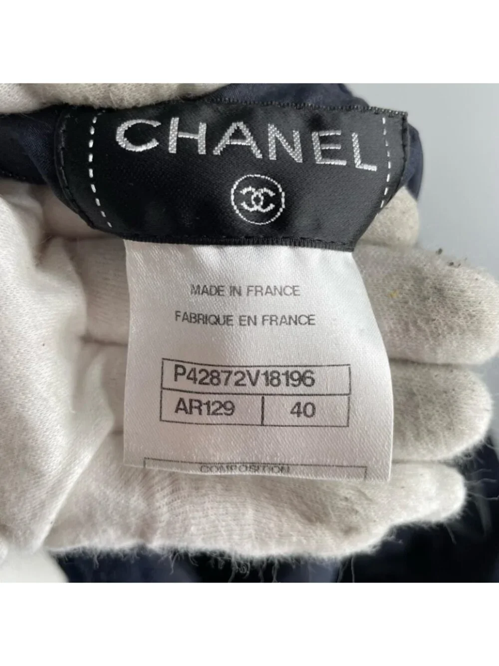 Chanel Pencil Skirt AW Wool Navy Silk 40
